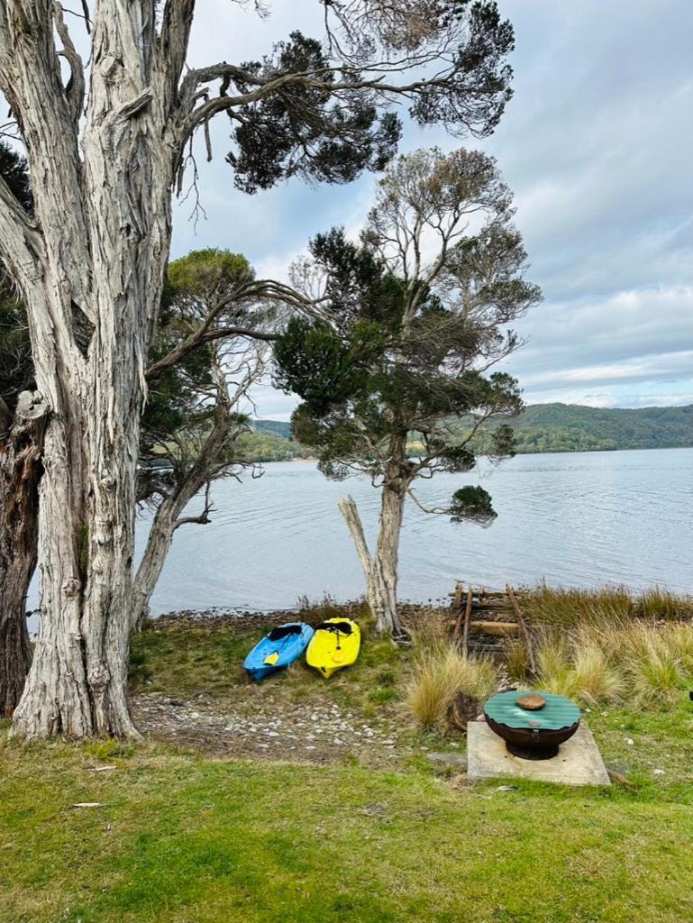 Salt Box Hideaway Apartment Strahan Bagian luar foto